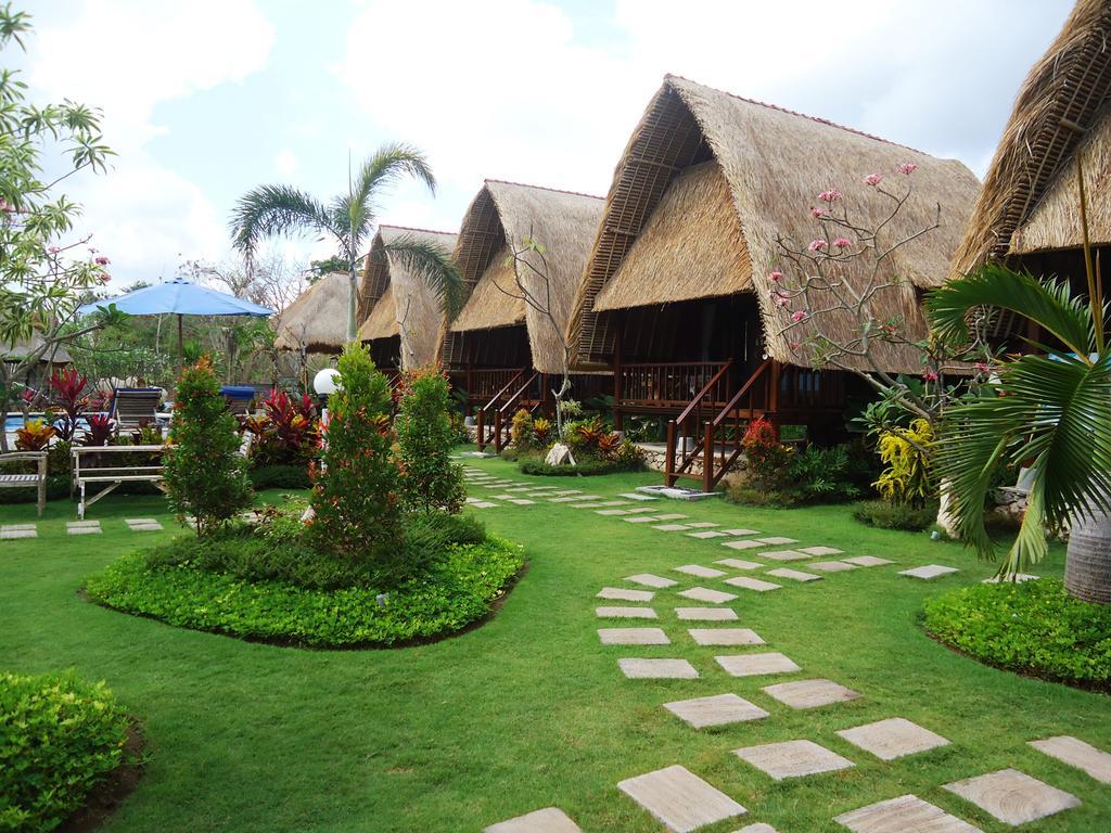 Harta Lembongan Villas Rum bild
