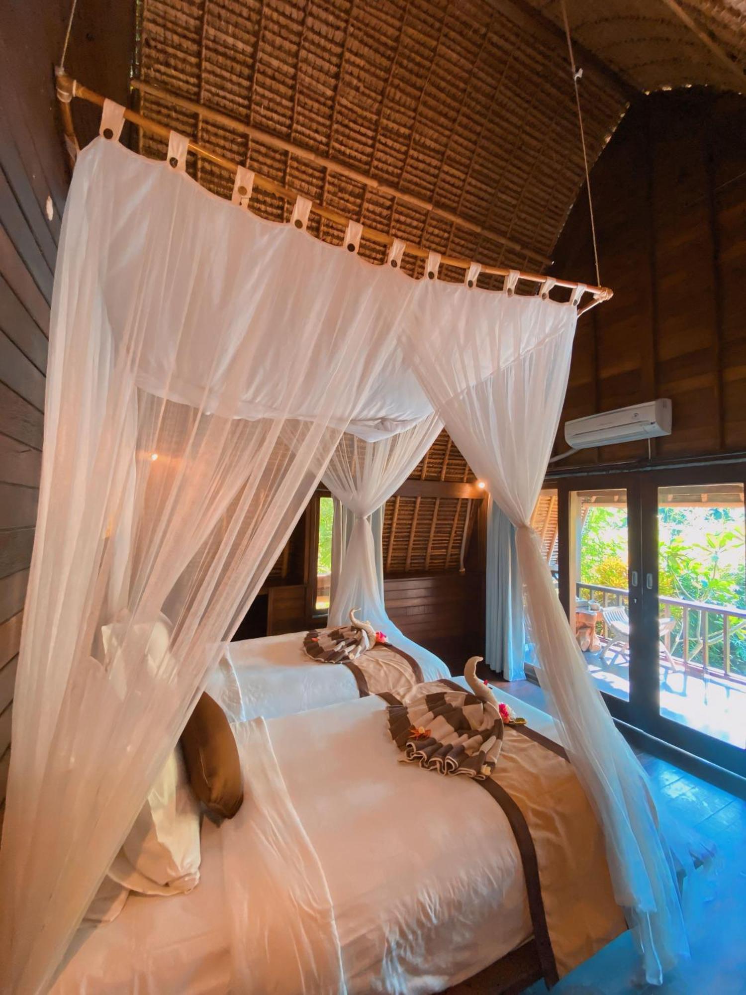 Harta Lembongan Villas Exteriör bild
