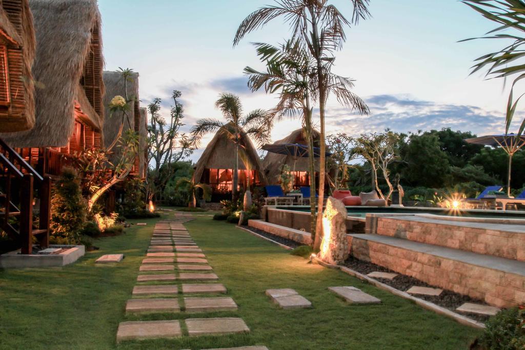 Harta Lembongan Villas Rum bild